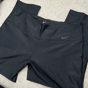 Nike Dri Fit Capri Leggings